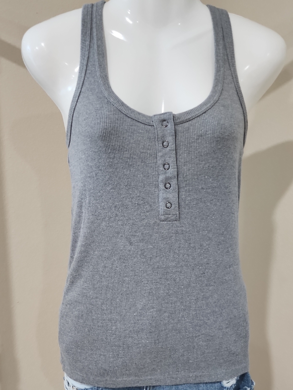 SO Gray Ribbed Henley Tank Top - Gray